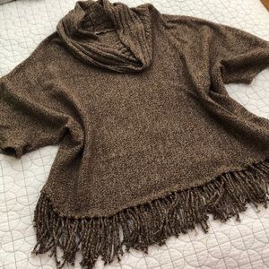 Cute Marbled Brown and Tan Sweater🍩🍩🍩